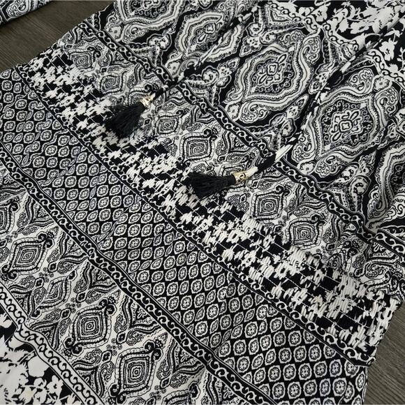 White House Black Market Bell Sleeve Mini Dress Size 14 - Picture 8 of 16